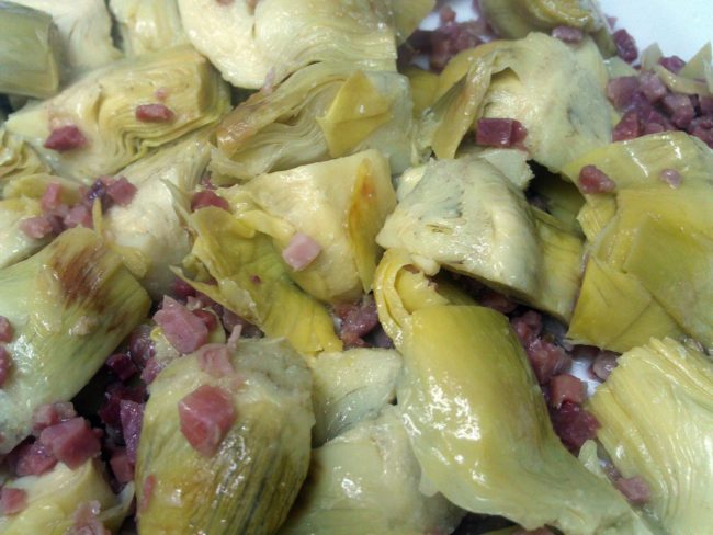 receta de alcachofas con jamón y cebolla